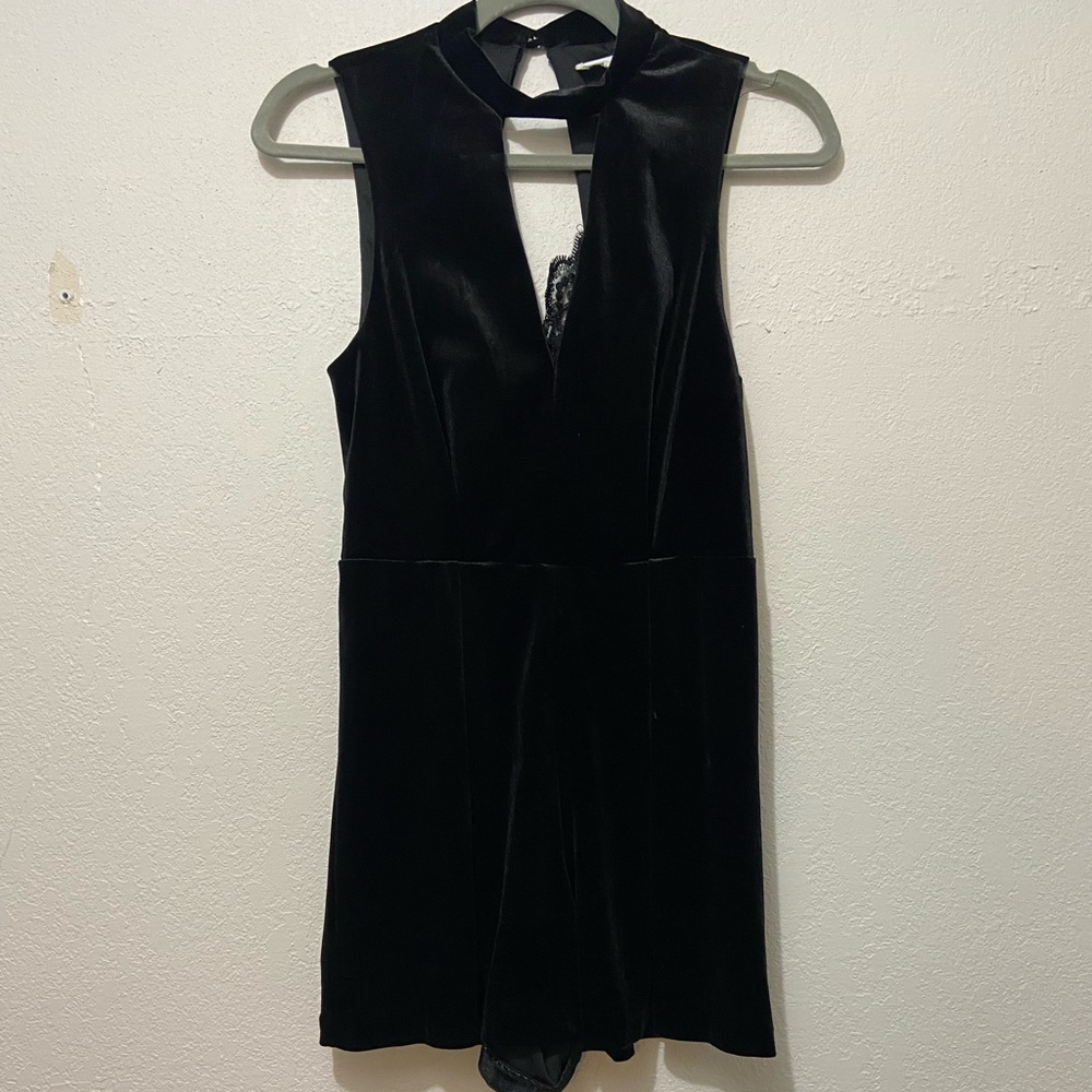STELLA LUCE: Black Velvet Romper
